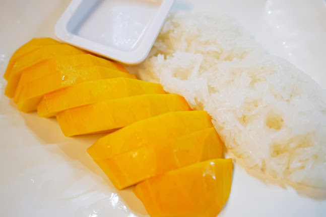 No.6 Restaurant Up The Hill