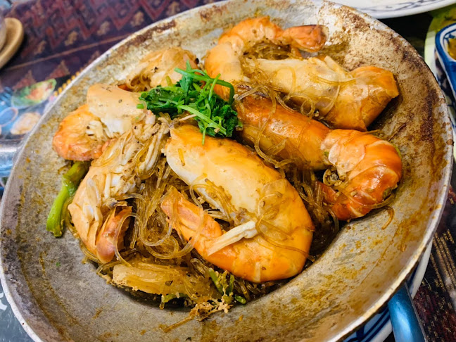 สีนานวล คาเฟ่ กังสดาล - การบริการอาหารและที่พัก