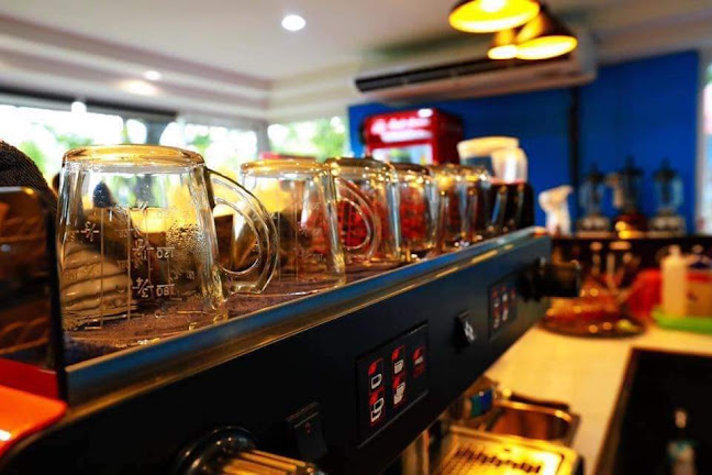 M49G+Q2M Unnamed Road ตำบล กลางแดด อำเภอเมืองนครสวรรค์ นครสวรรค์ 60000