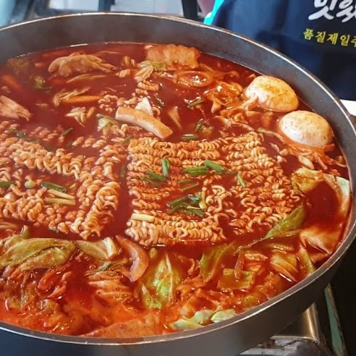 MR.LEE TTEOKBOKKI มิสเตอร์ลี ต๊อกป๊อกกี้