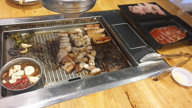 R27V+WC7 ตำบลสนามจันทร์ อำเภอเมืองนครปฐม นครปฐม 73000