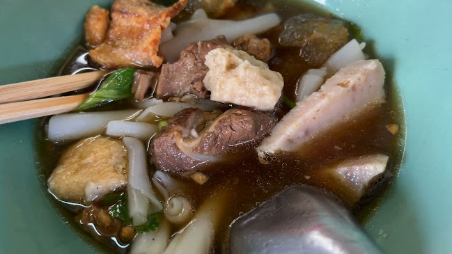 ร้านบัว ก๋วยจั๊บข้าวต้มปลา