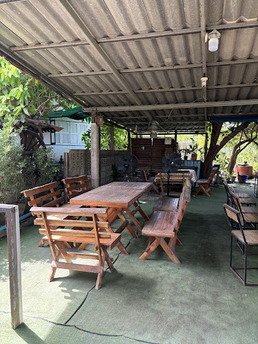 ร้านป้าสมัย - อำเภอบางละมุง