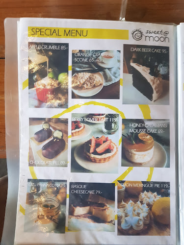 Sweet at moon - อ.เมือง