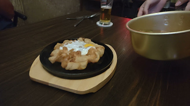 เกตุแก้ว หมูกระทะ - การบริการอาหารและที่พัก