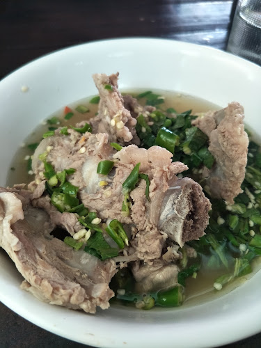 M4XH+Q7P ถ. สวรรค์วิถี ตำบลปากน้ำโพ อำเภอเมืองนครสวรรค์ นครสวรรค์ 60000