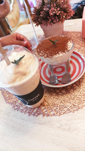 Neko Cat Cafe - การบริการอาหารและที่พัก