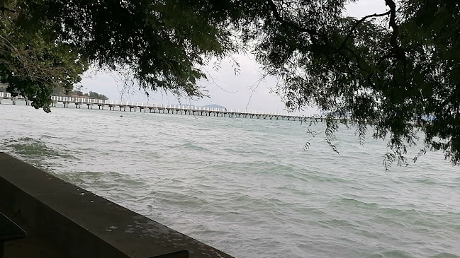 44, Beach, 1 Viset Rd, ตำบล ราไวย์ Phuket, ภูเก็ต 83100