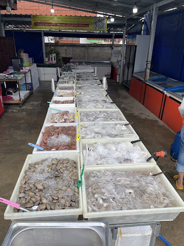 แอน ทะเลสด