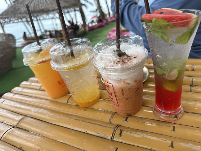 Opinii despre คาเฟ่ ภูเก็ต วิวพอยท์ în อำเภอกะทู้ - การบริการอาหารและที่พัก