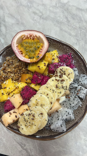 Cafe Delight Phuket Old Town - การบริการอาหารและที่พัก