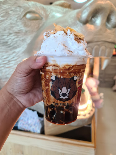 Opinii despre หมีพ่นไฟ เวทีมวยอ้อมน้อย în อำเภอกระทุ่มแบน - การบริการอาหารและที่พัก