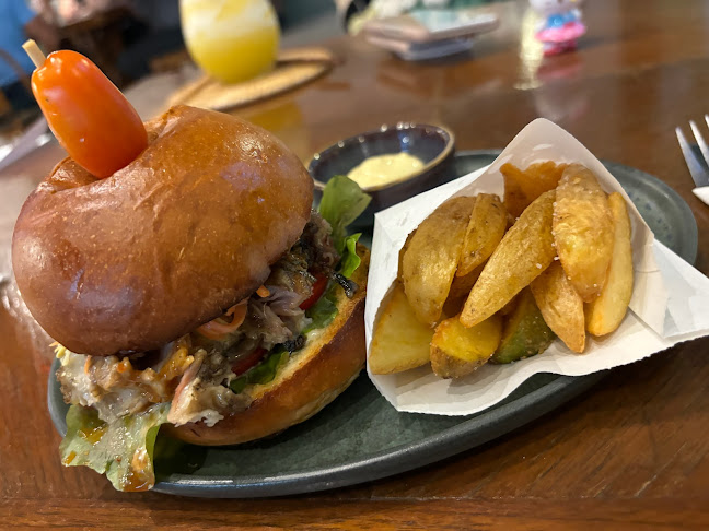 Comentarii opinii despre Austin Ribs Phuket