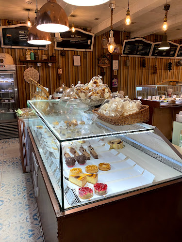 Opinii despre ลาฟาบริคเฟรนเบเกอรี่ în Koh Samui - การบริการอาหารและที่พัก