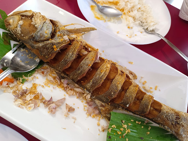 ห้องอาหารเก็จแก้ว - อำเภอปากเกร็ด