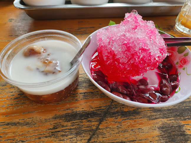 66 2 ถ. ภูเก็ต ตำบลตลาดใหญ่ อำเภอเมืองภูเก็ต ภูเก็ต 83000