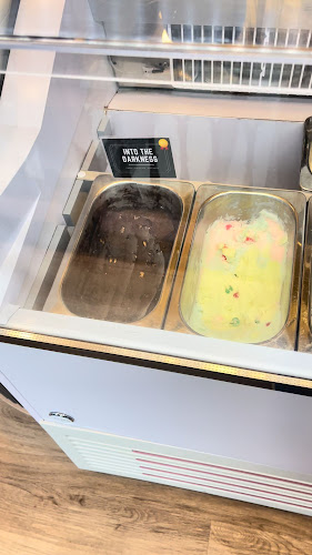 254 ถ. กาญจนวนิช ตำบล คอหงส์ อำเภอหาดใหญ่ สงขลา 90110