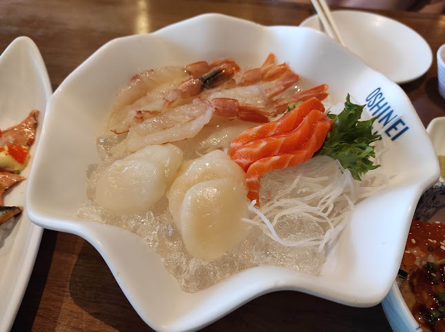 โอชิเน นครราชสีมา - การบริการอาหารและที่พัก