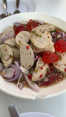 อาฟเตอร์ยำ พัทยา - การบริการอาหารและที่พัก