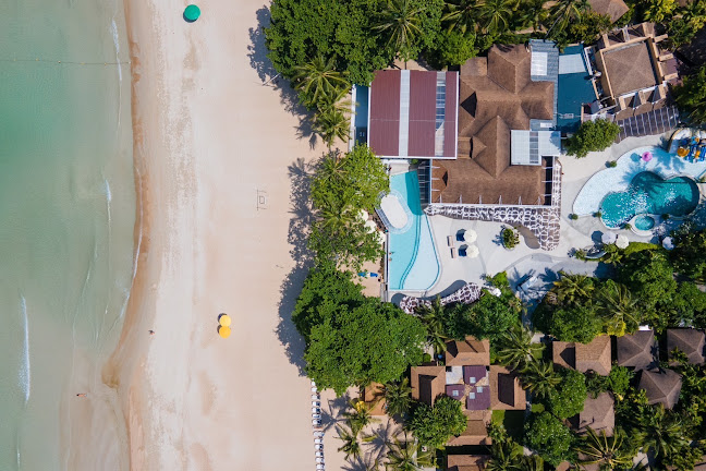 Yellow Beach Samui - การบริการอาหารและที่พัก