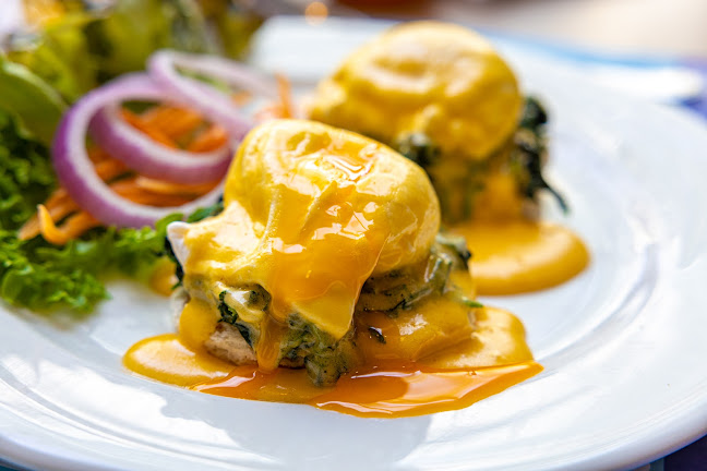 Sea Breeze Cafe - การบริการอาหารและที่พัก