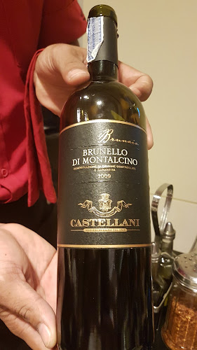 Wine Connection - การบริการอาหารและที่พัก