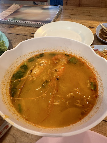 เลขที่ 102/42-44 ซ. พัทยา 3 เมืองพัทยา อำเภอบางละมุง ชลบุรี 20150