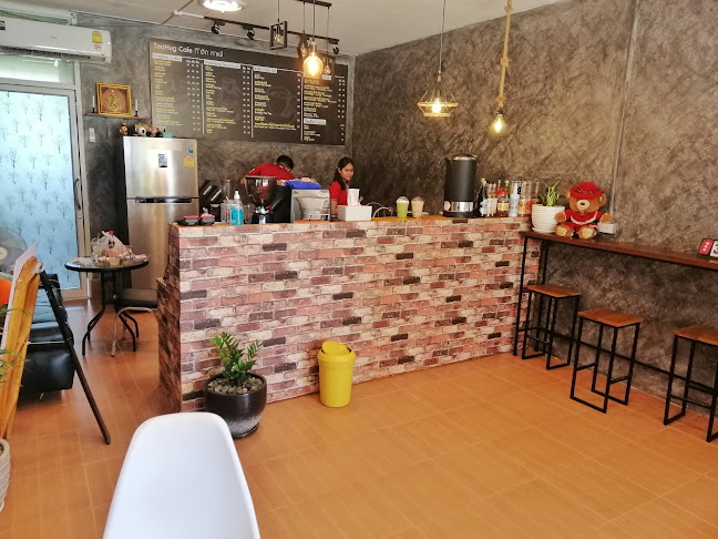 Tea hug cafe ที 'ฮัก คาเฟ่ - การบริการอาหารและที่พัก