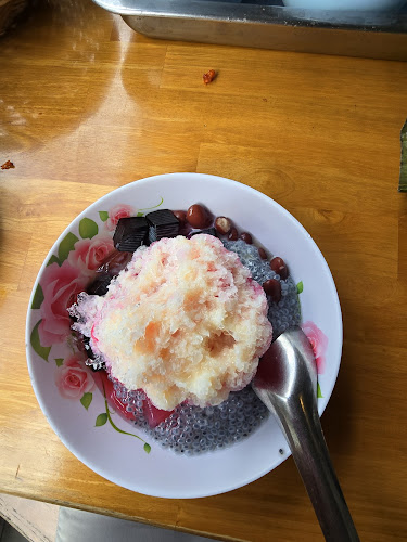 Opinii despre ขนมจีนสะพานหิน în อำเภอเมืองภูเก็ต - การบริการอาหารและที่พัก