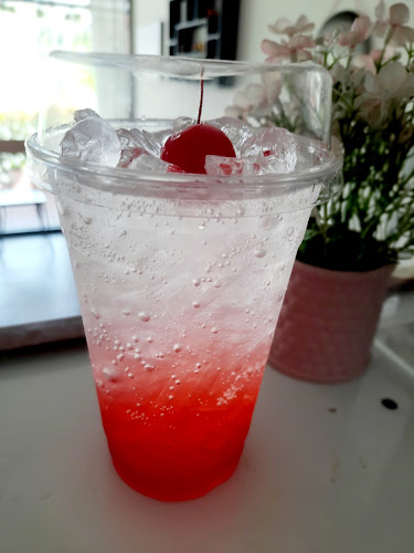 Opinii despre Shine Coffee and Little sun eatory în อำเภอบางพลี - การบริการอาหารและที่พัก