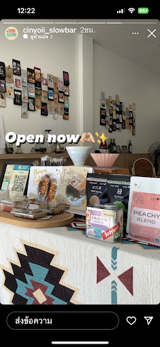 Cinyoii Slowbar More Than Coffee - การบริการอาหารและที่พัก