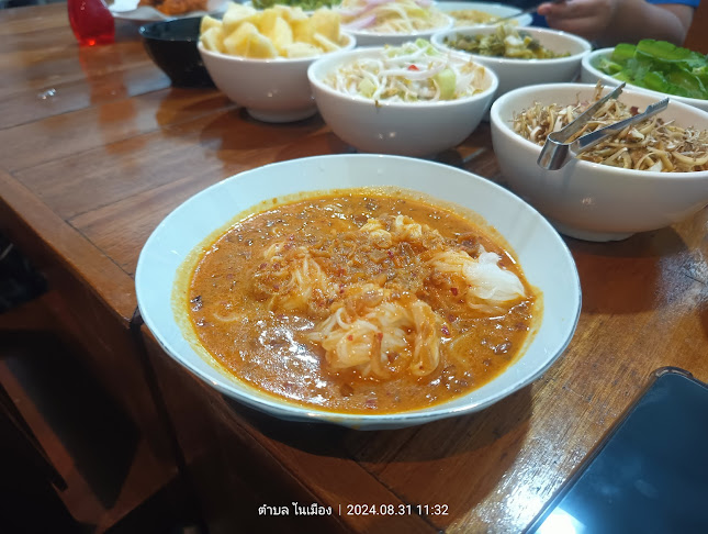 Comentarii opinii despre ข้าวแกงใต้พี่บ่าว