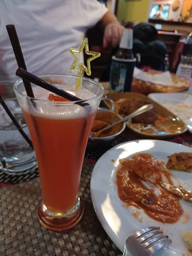 Curry Delight Phuket - การบริการอาหารและที่พัก