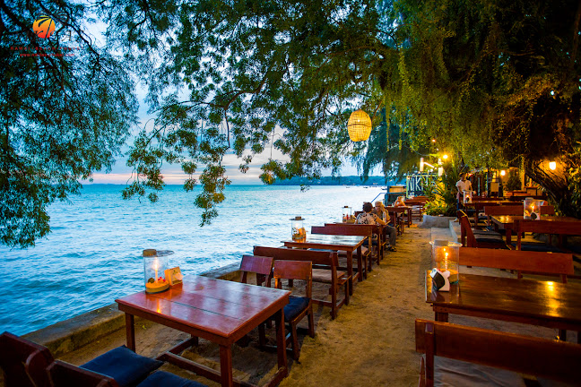 44, Beach, 1 Viset Rd, ตำบล ราไวย์ Phuket, ภูเก็ต 83100