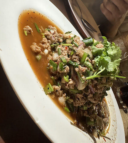 จุ่มแซ่บยโส 2 (Dipping with spicy sauce 2)