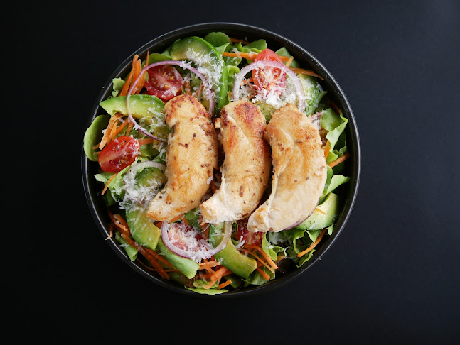 Comentarii opinii despre MMA GUY Cafe & Ice Bath