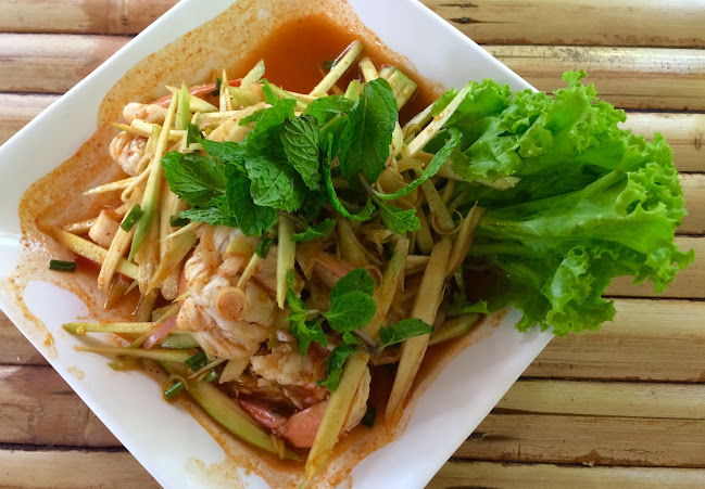 Comentarii opinii despre Issan Food