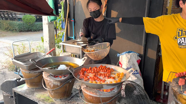ลูกชิ้นป้าแขก สาขาถนนพระร่วง - อำเภอเมืองพิษณุโลก