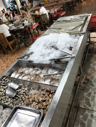 Opinii despre Khon Kaen Buffet & BBQ în อำเภอกะทู้ - การบริการอาหารและที่พัก