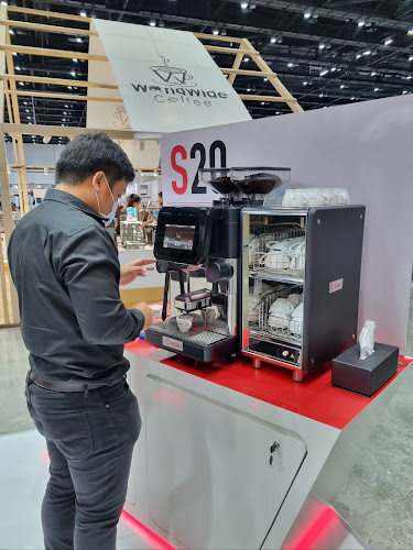 1 ชั้น 1 ที่อเวนิวพัทยา 399/9 อเวนิวพัทยา, ห้องเลขที่ B103, ถ. พัทยาสายสอง อำเภอบางละมุง ชลบุรี 20150