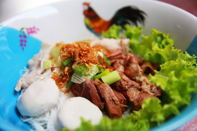 Opinii despre ถนัดศรีหาดใหญ่ (since 1969)肉丸 în อำเภอหาดใหญ่ - การบริการอาหารและที่พัก