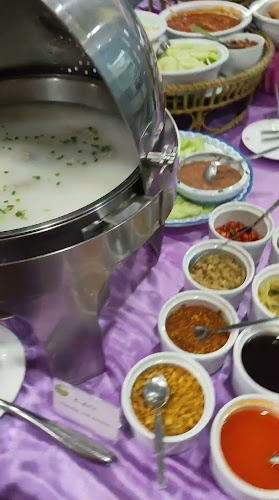 The Halal Premium Restaurant - การบริการอาหารและที่พัก