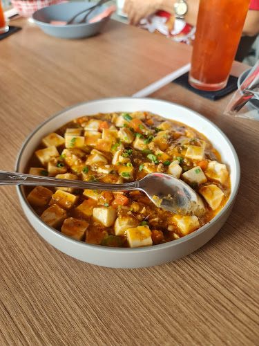 ชวนคิทเช่น เมืองทองธานี - การบริการอาหารและที่พัก