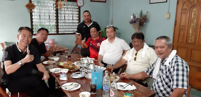 ร้านอาหารรุ่งเรือง