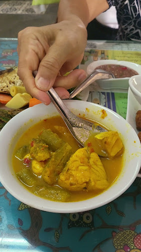 ร้านใต้ต้นมะม่วงภูเก็ต - อำเภอเมืองภูเก็ต