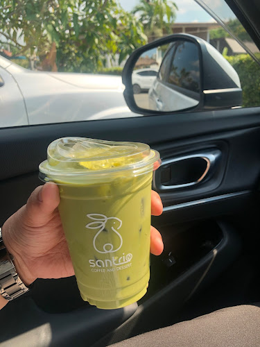 Santrio Coffee and Dessert - การบริการอาหารและที่พัก