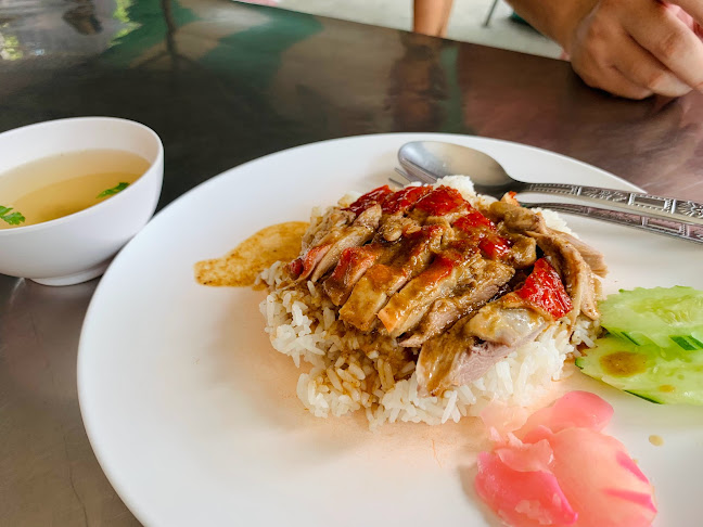 Comentarii opinii despre เจ๊จิ๋ม ก๋วยเตี๋ยวเส้นปลา เกี๊ยวปลา