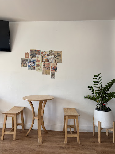 140/7 ถนน นิพัทธ์สงเคราะห์ 2 ซอย 2/2 ตำบล หาดใหญ่ อำเภอหาดใหญ่ สงขลา 90110