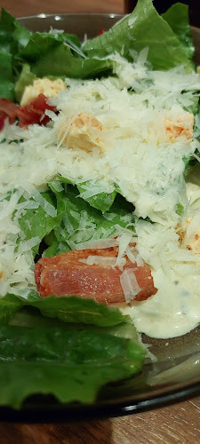 V9HV+5JW ตำบลตลาดใหญ่ อำเภอเมืองภูเก็ต ภูเก็ต 83000