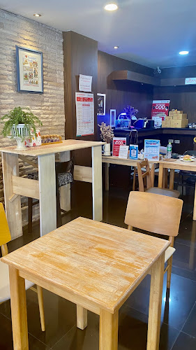 คัฟเฟ่คอฟฟี่ - การบริการอาหารและที่พัก